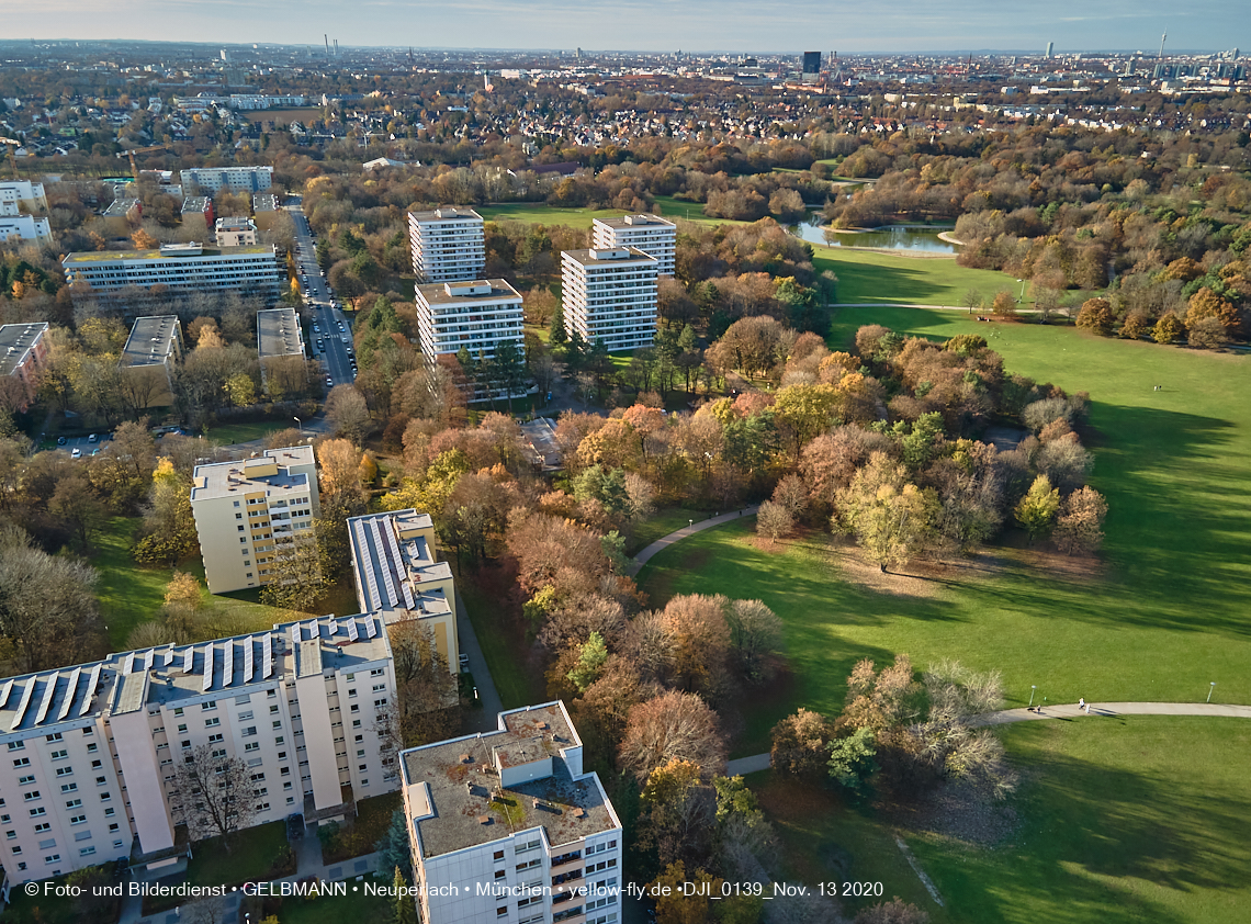 13.11.2020 - der Ostpark mit See und Biergarten in Neuperlach